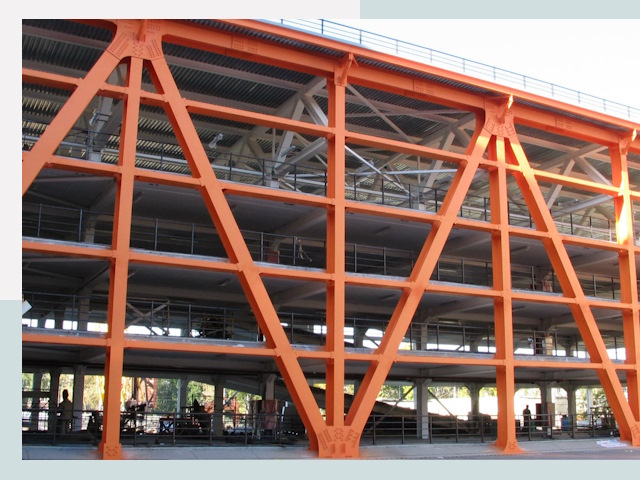 Многоуровневые паркинги в Сланцы от 620 руб.