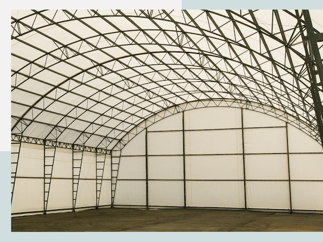 Арочные ангары от 620 руб. в Сланцы и Ленинградская область