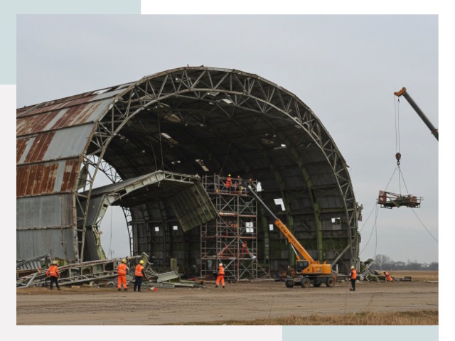 Демонтаж ангаров в Сланцах