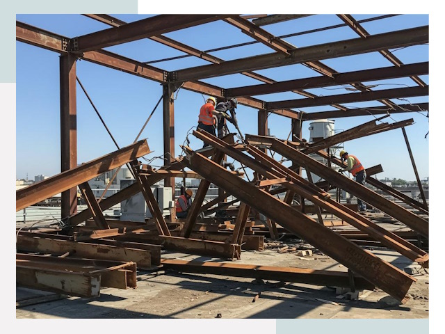 Демонтаж металлоконструкций в Сланцах от 620 руб.